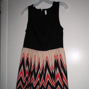 Women's black and pink dress
